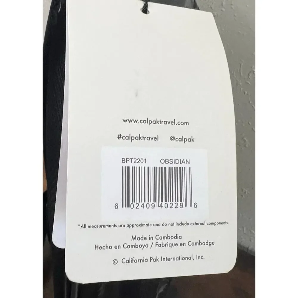 NWT Calpak Terra 16L Hydration Backpack OBSIDIAN